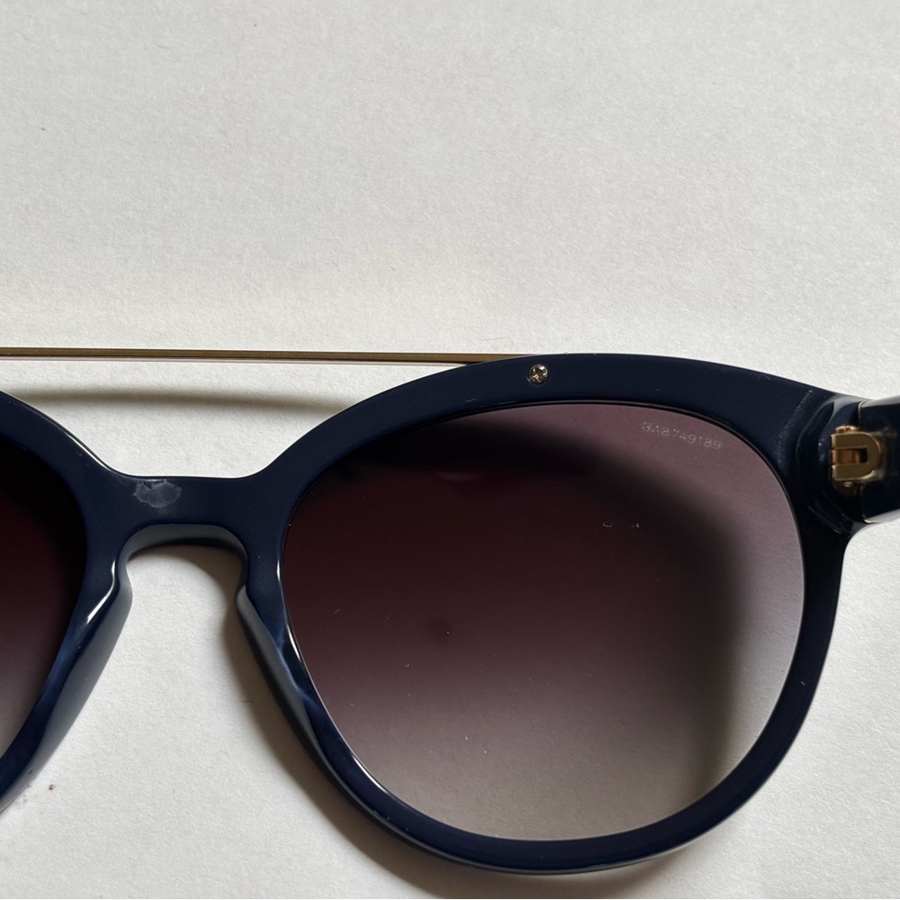 New Giorgio Armani 8086 5543/8G Double Bar Dark Blue Sunglasses. Unisex - Picture 14 of 15
